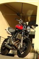 Kawasaki ER6 par LSL