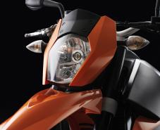 KTM 990 Supermoto R : La plaque phare