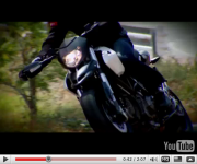 Ducati Hypermotard 796 2010 vidéo